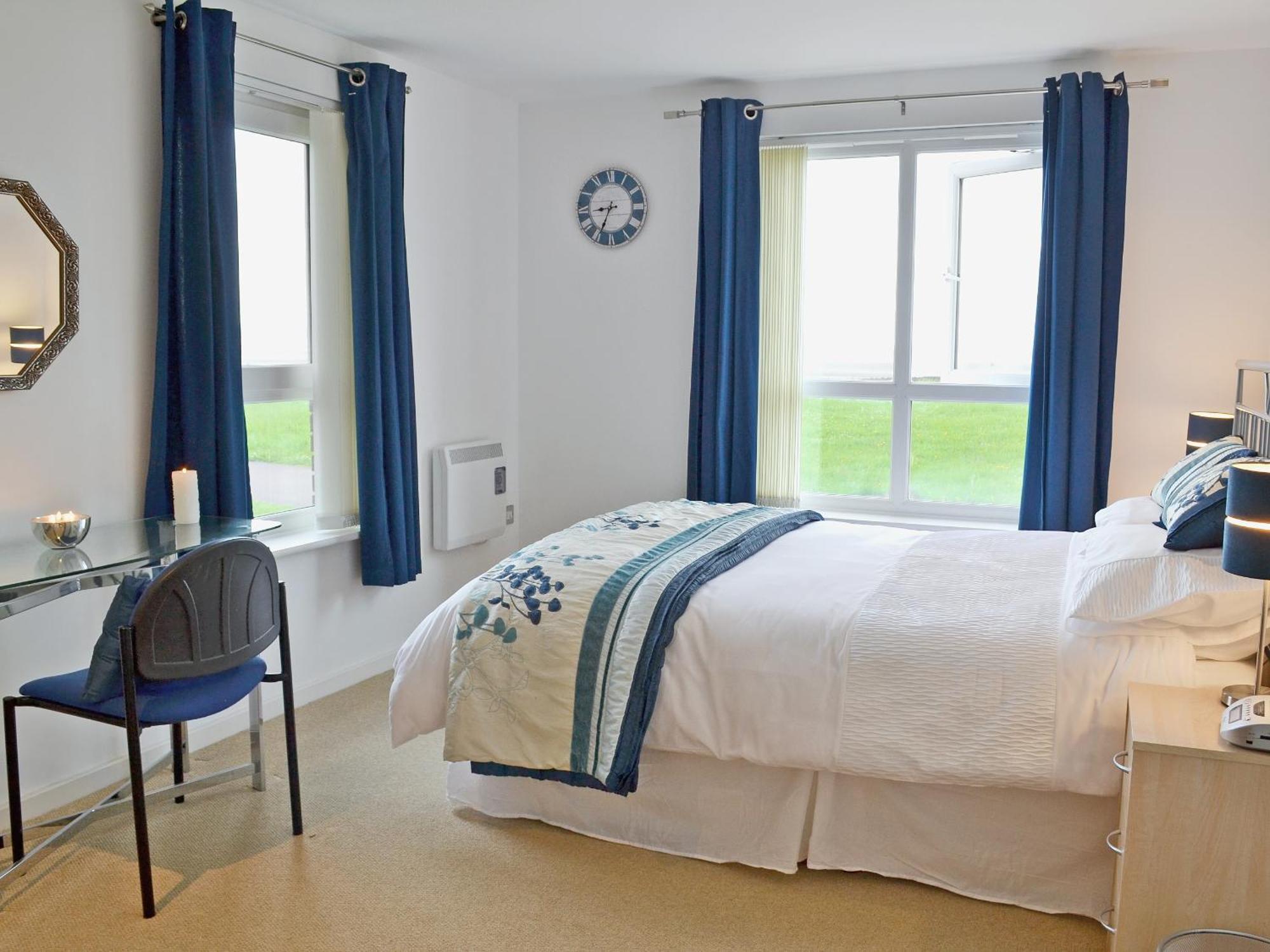 Waters Edge Vila Llanelli Exterior foto
