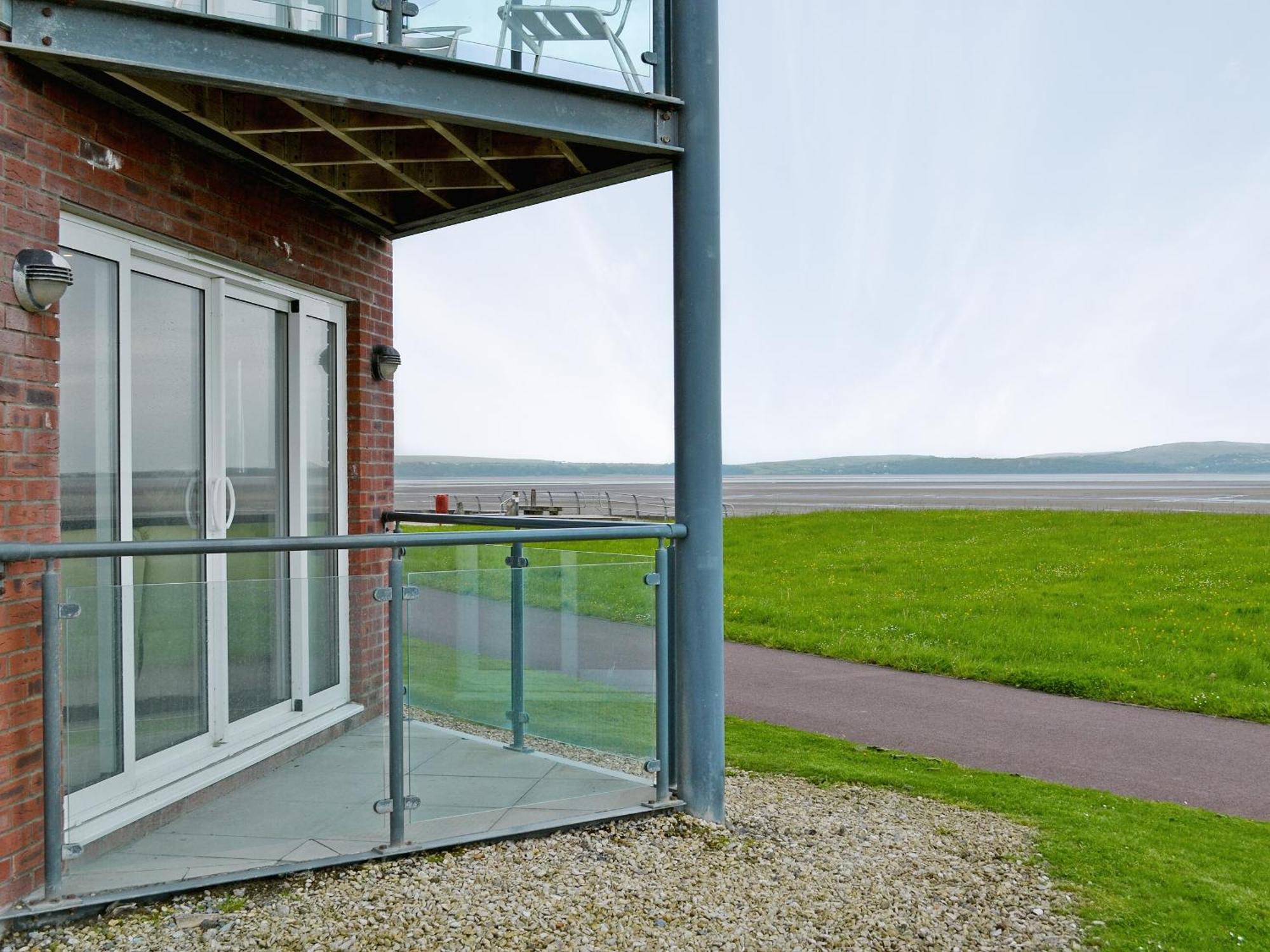 Waters Edge Vila Llanelli Exterior foto